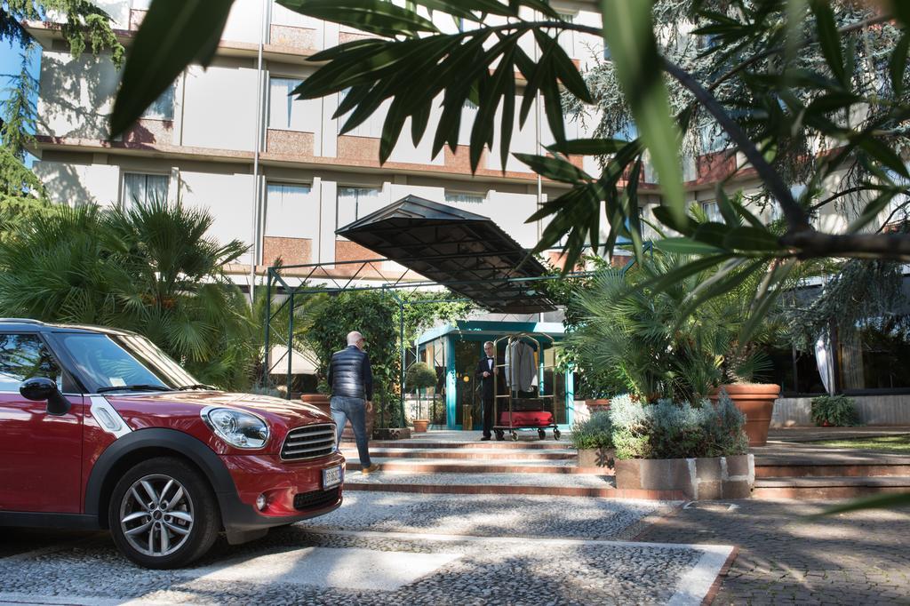 מונטה קטיני טרמה Grand Hotel Panoramic מראה חיצוני תמונה